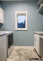 12435 S 79 Avenue, Papillion, NE 68046