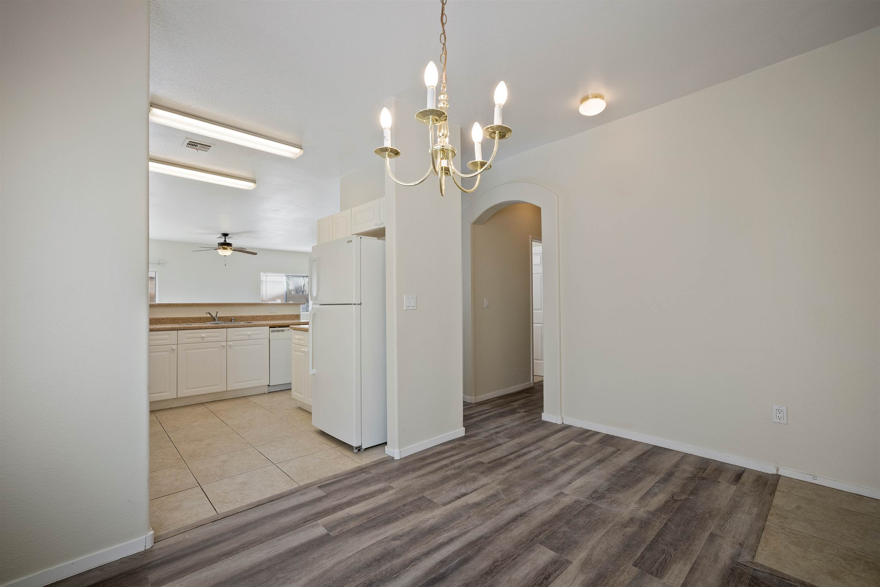 8831 Roping Rodeo Avenue, Las Vegas, NV 89178