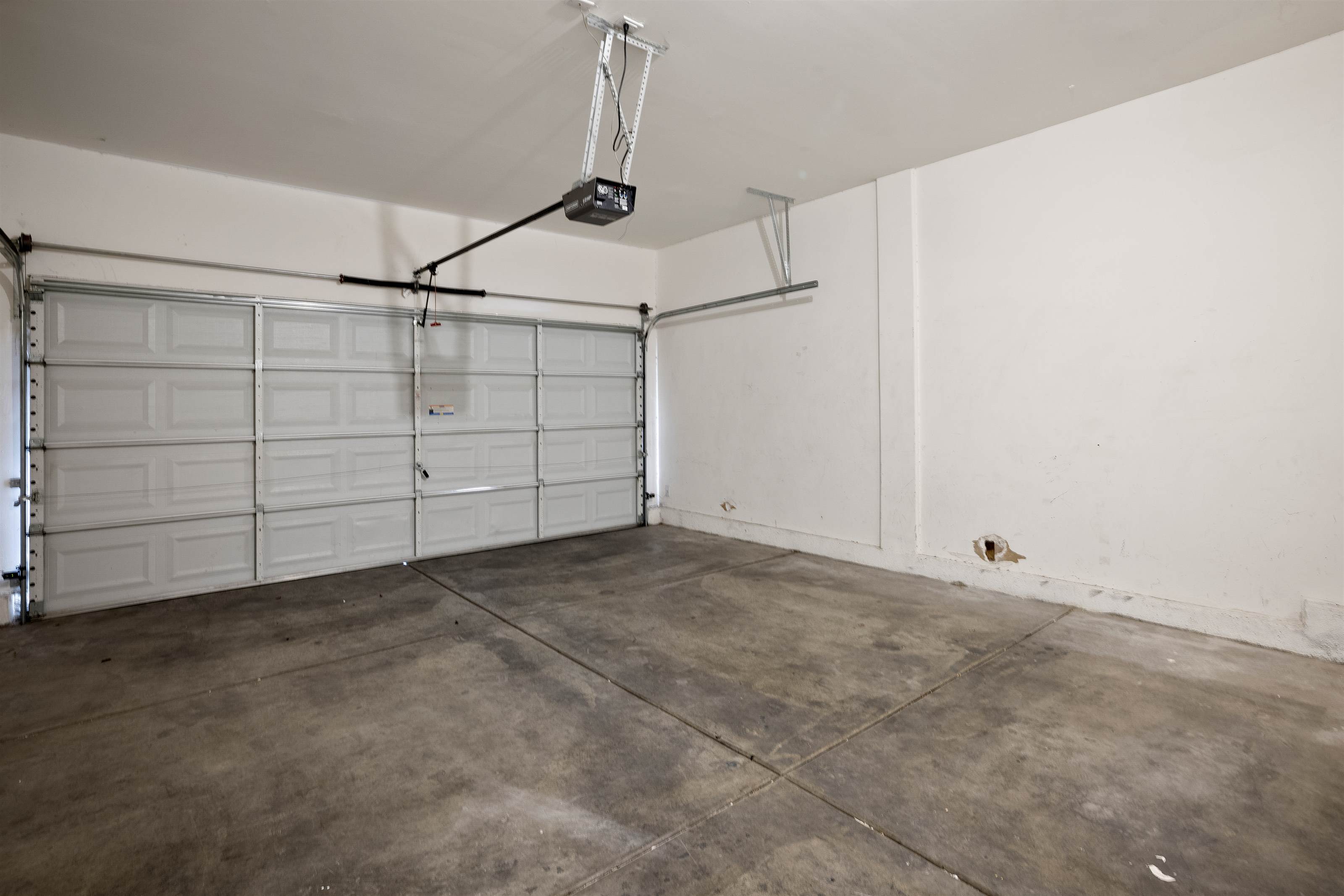 8831 Roping Rodeo Avenue, Las Vegas, NV 89178