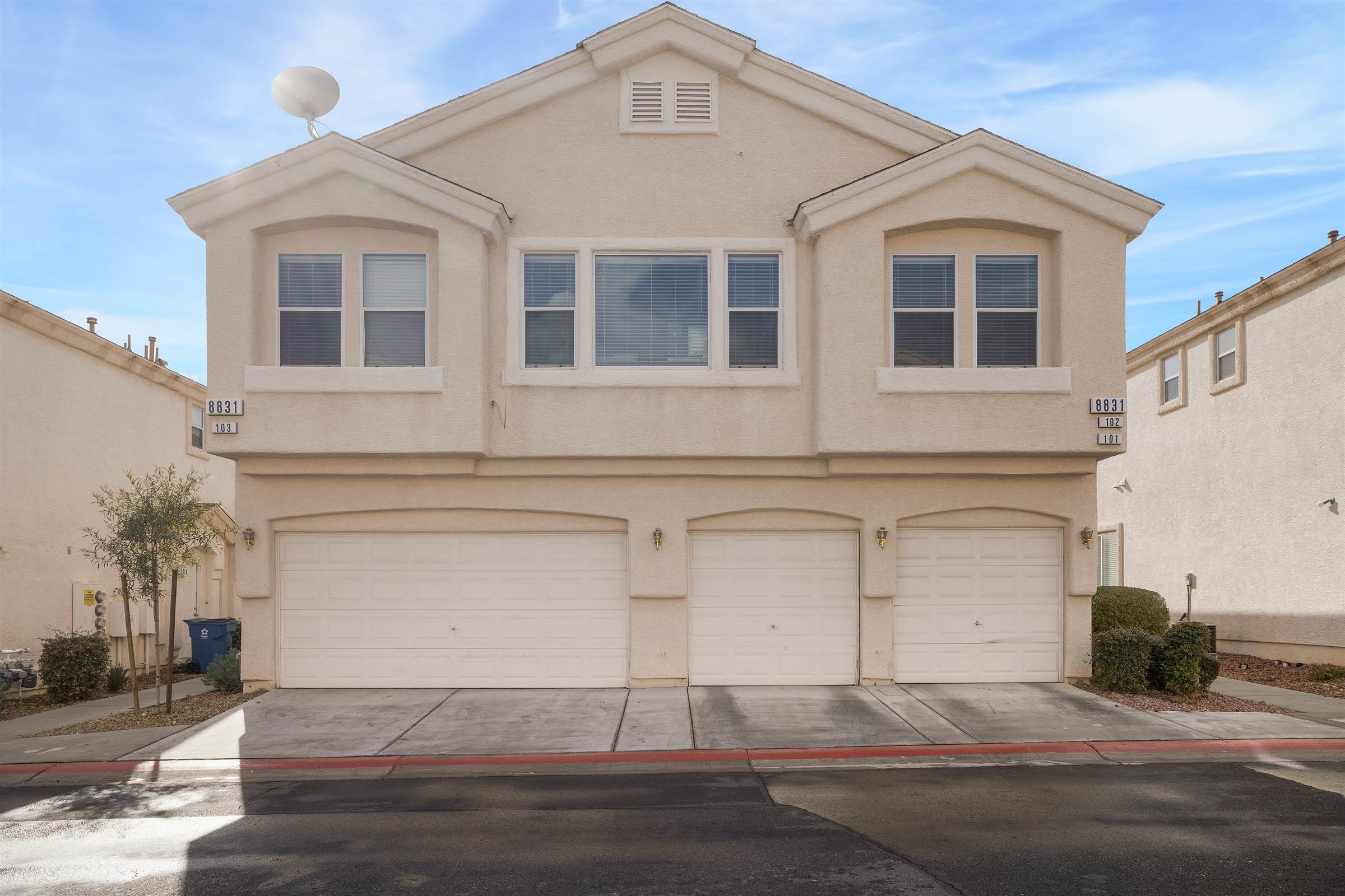 8831 Roping Rodeo Avenue, Las Vegas, NV 89178