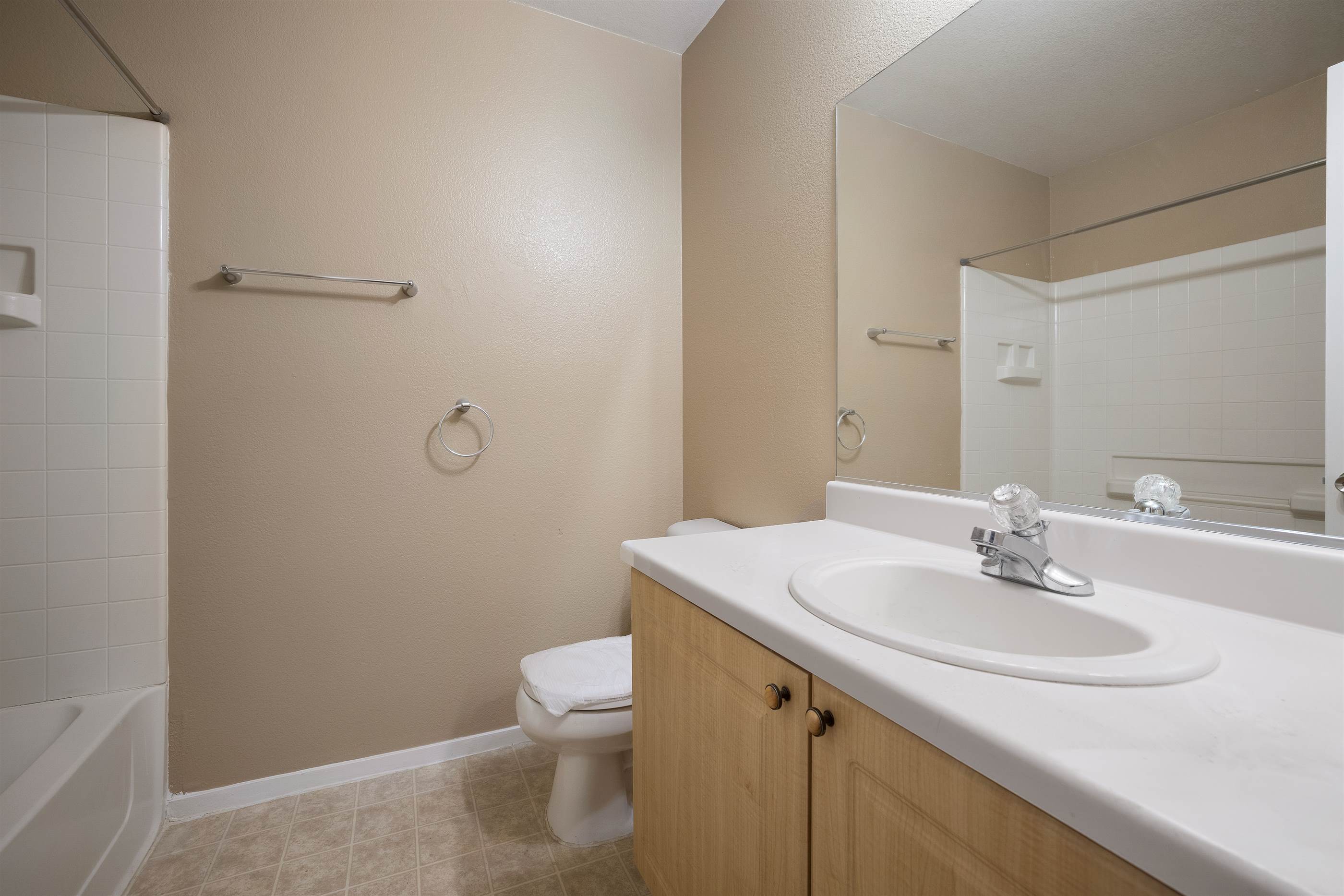 8637 Roping Rodeo Avenue, Las Vegas, NV 89178