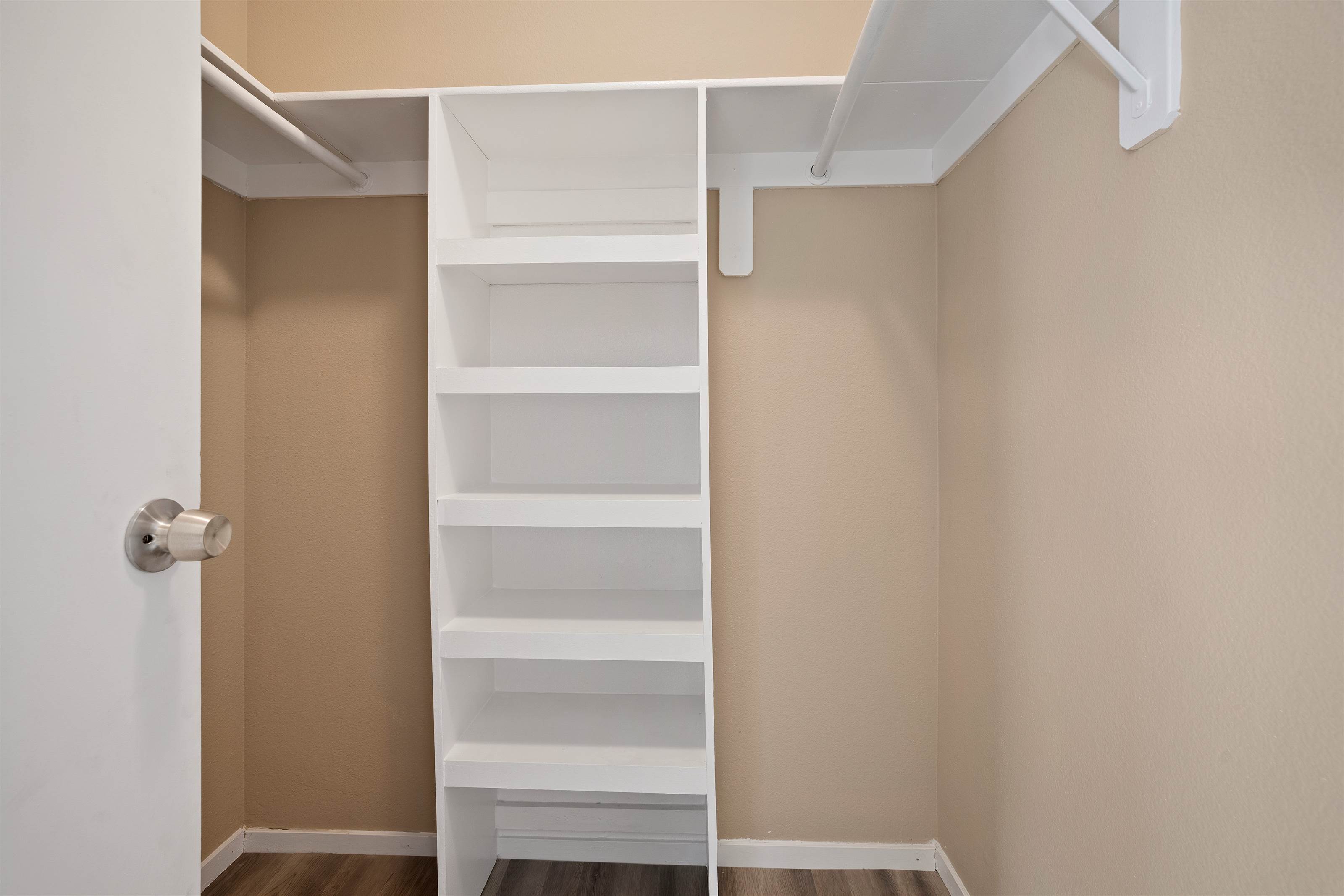 8637 Roping Rodeo Avenue, Las Vegas, NV 89178