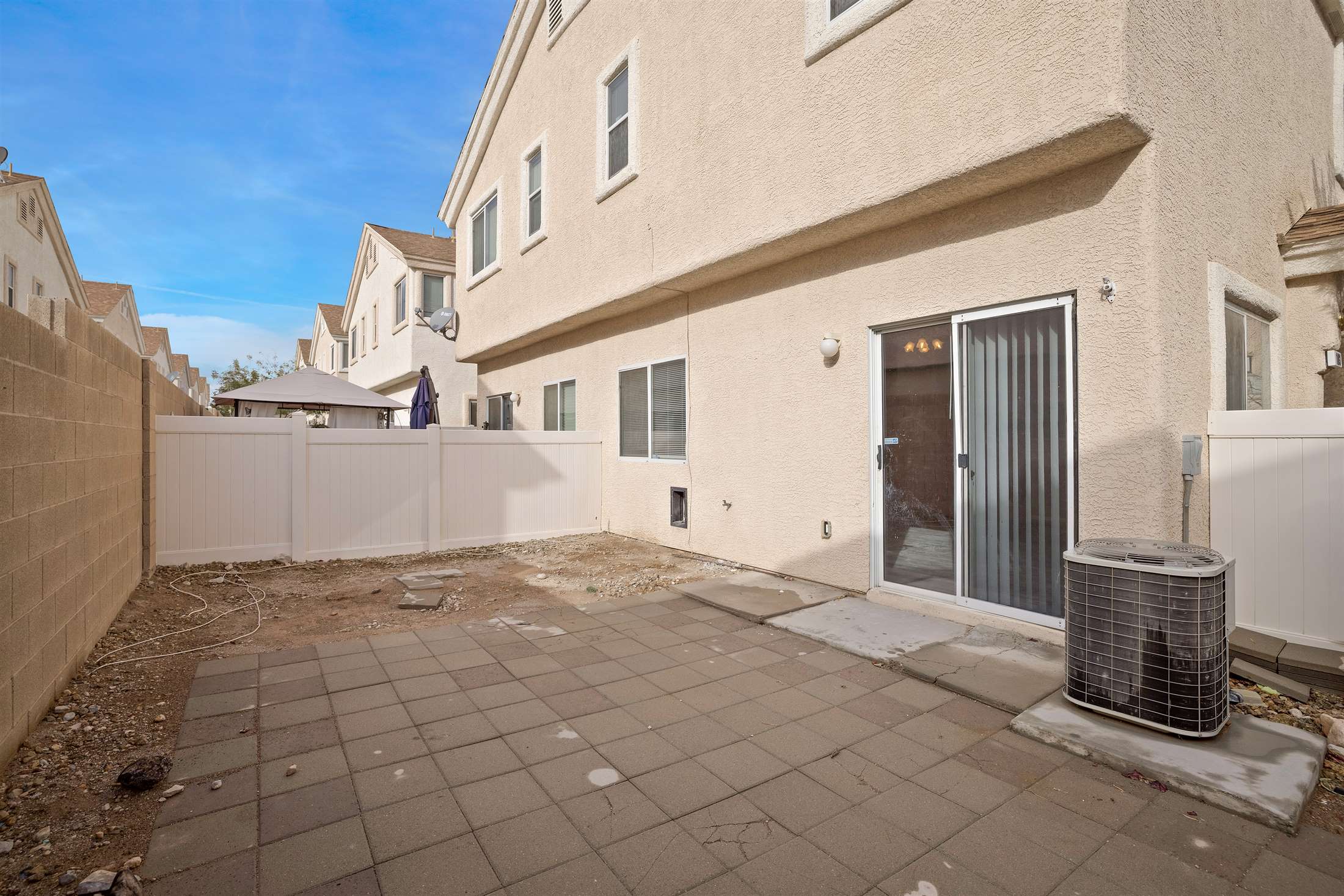 8637 Roping Rodeo Avenue, Las Vegas, NV 89178