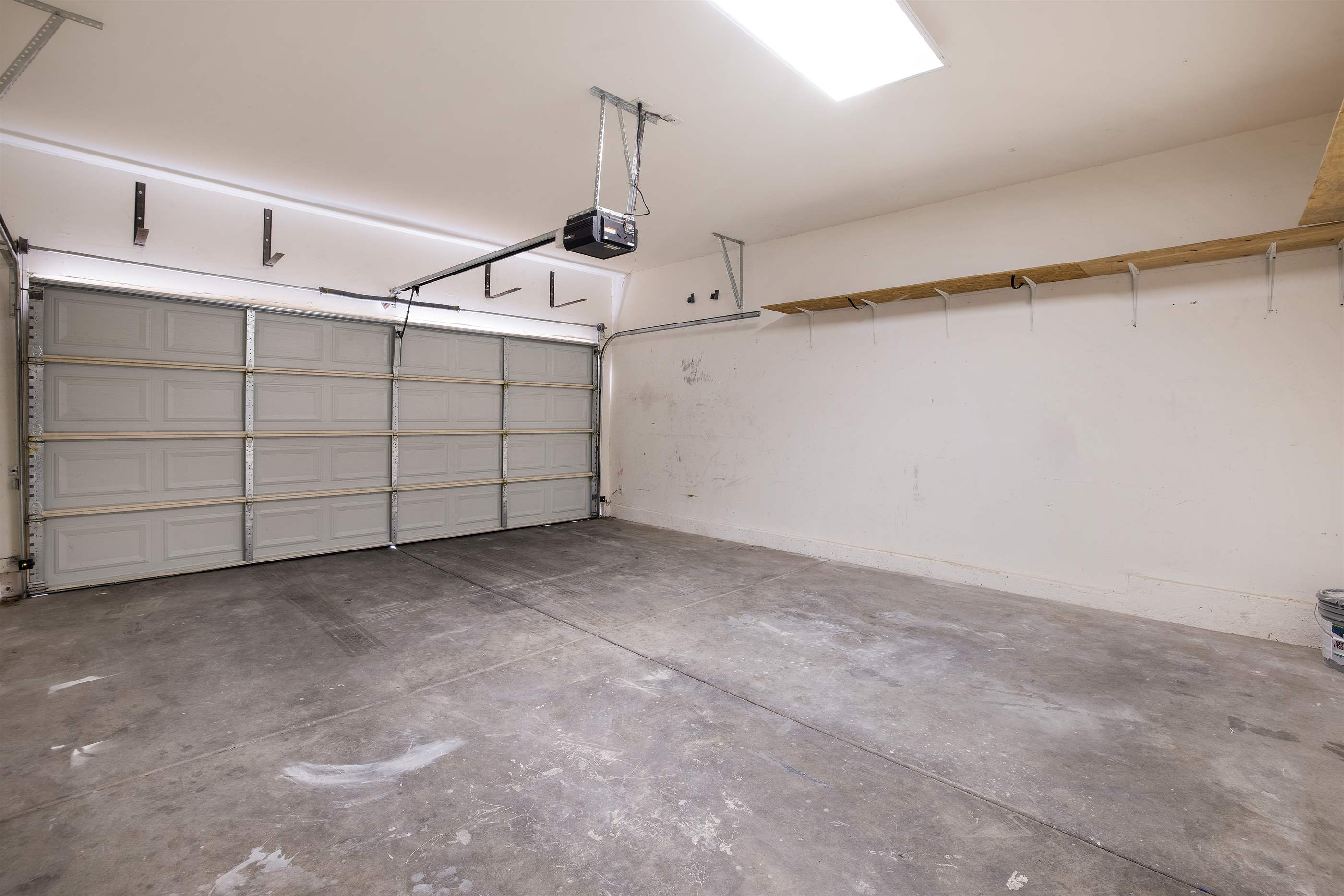 8637 Roping Rodeo Avenue, Las Vegas, NV 89178