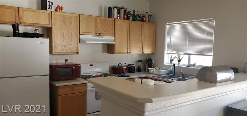 8816 Roping Rodeo Avenue, Las Vegas, NV 89178