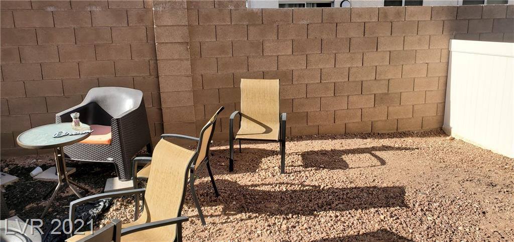 8816 Roping Rodeo Avenue, Las Vegas, NV 89178