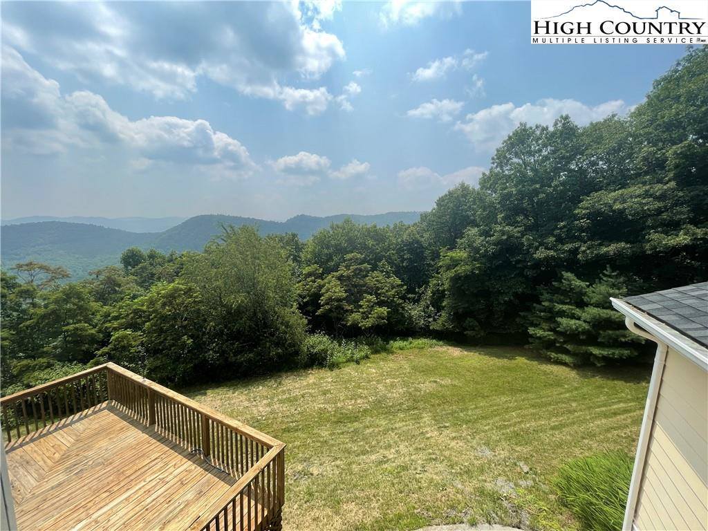 256 Eagle Nest Drive, Deep Gap, NC 28618