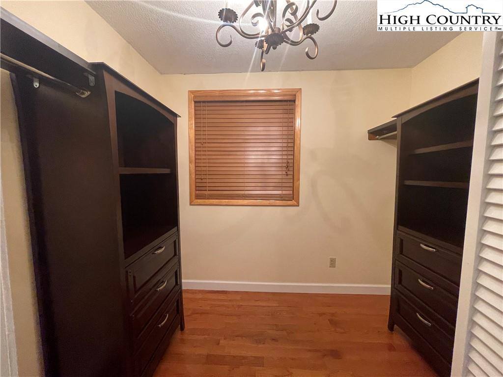 256 Eagle Nest Drive, Deep Gap, NC 28618