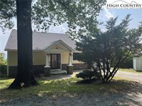 256 Eagle Nest Drive, Deep Gap, NC 28618