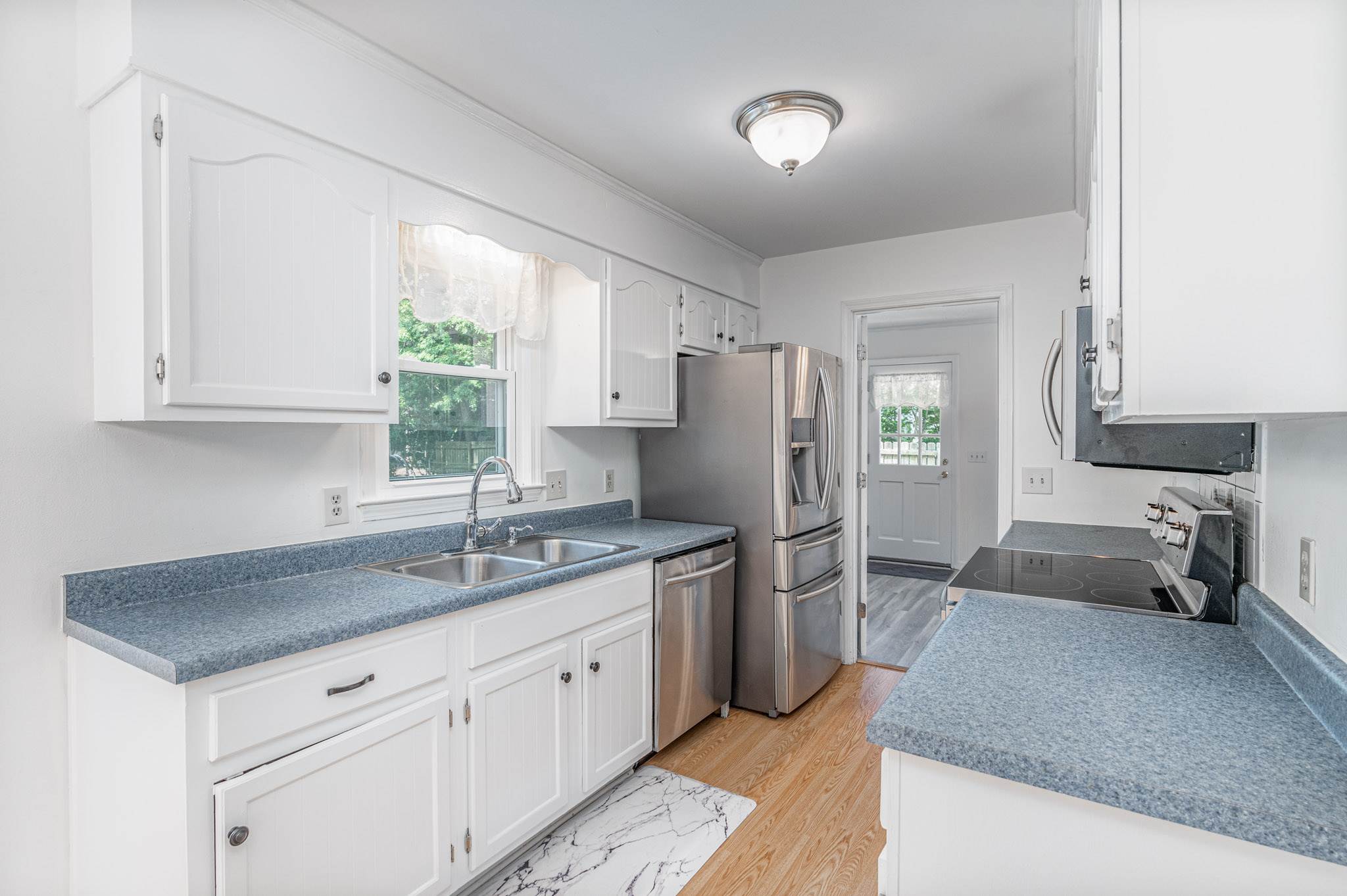 105 Queen Anne, Columbia, SC 29210