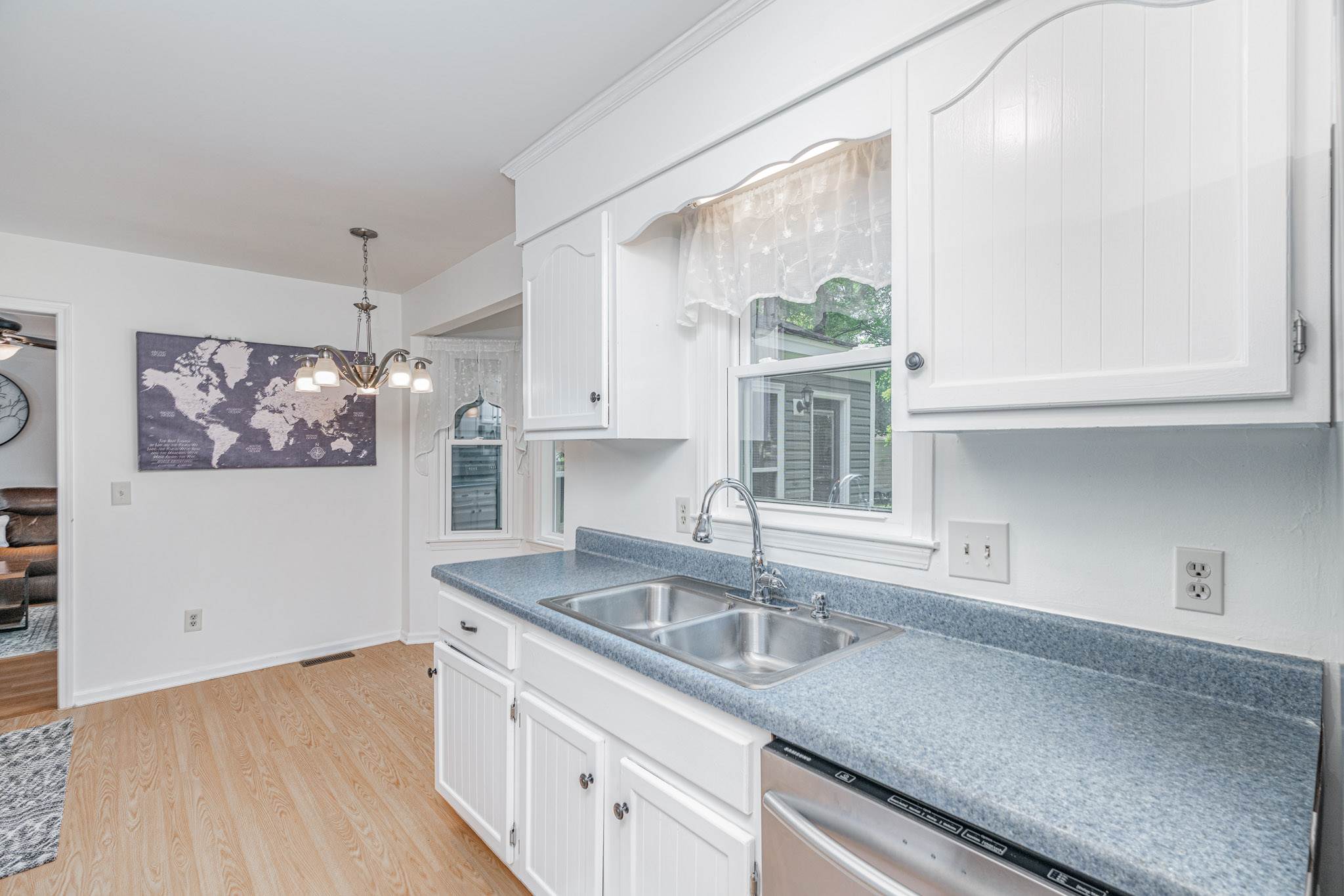 105 Queen Anne, Columbia, SC 29210