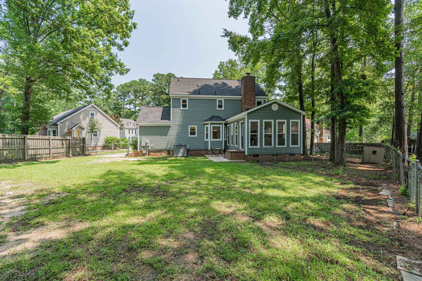 105 Queen Anne, Columbia, SC 29210