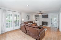 105 Queen Anne, Columbia, SC 29210