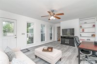 105 Queen Anne, Columbia, SC 29210