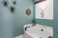 6218 Elderbush Drive, Greensboro, NC 27405