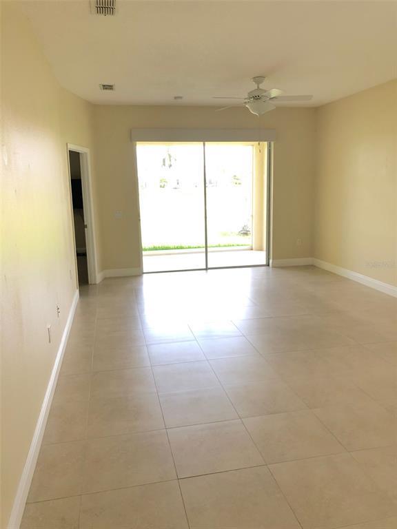 176 Club Villas Ln, Kissimmee, FL 34744