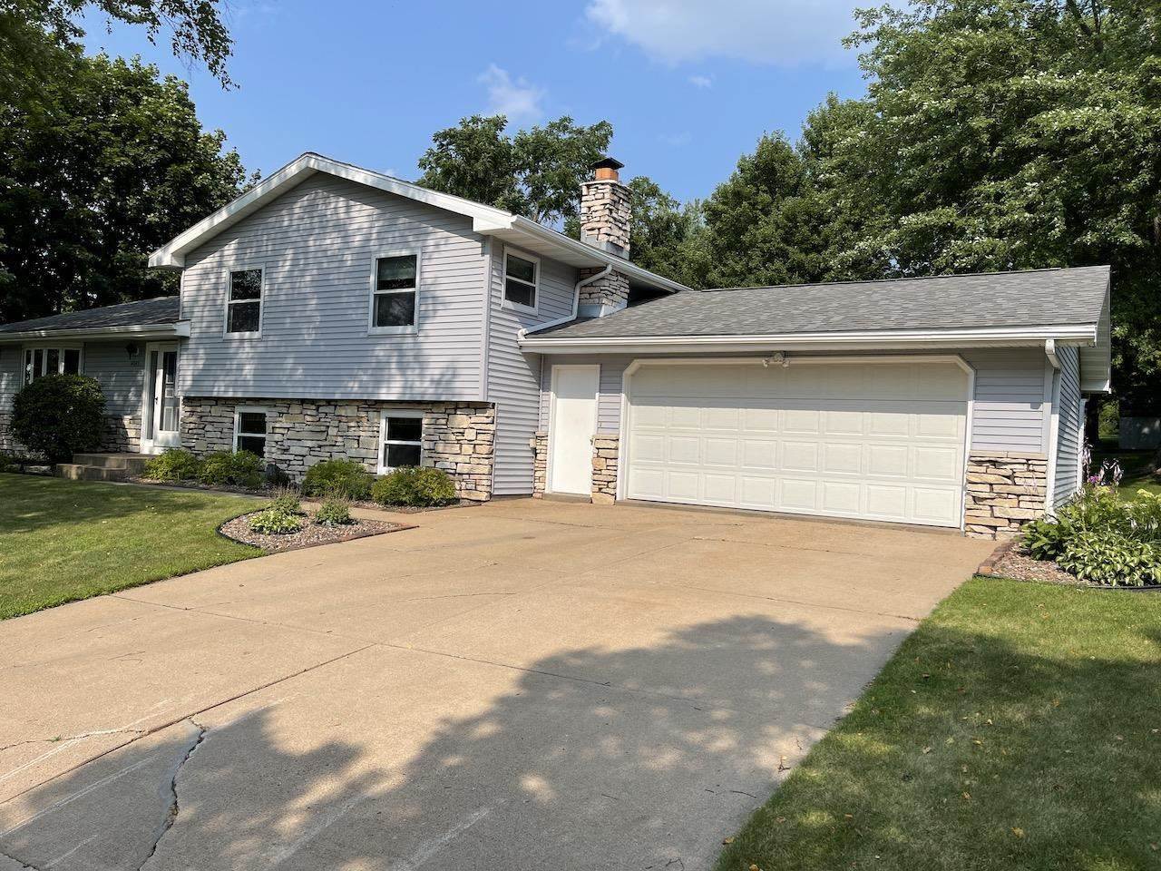 4045 Hilltop Road, Wausau, WI 54403