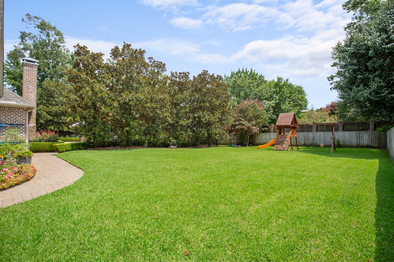 1510 Hollycreek Drive, Tyler, TX 75703