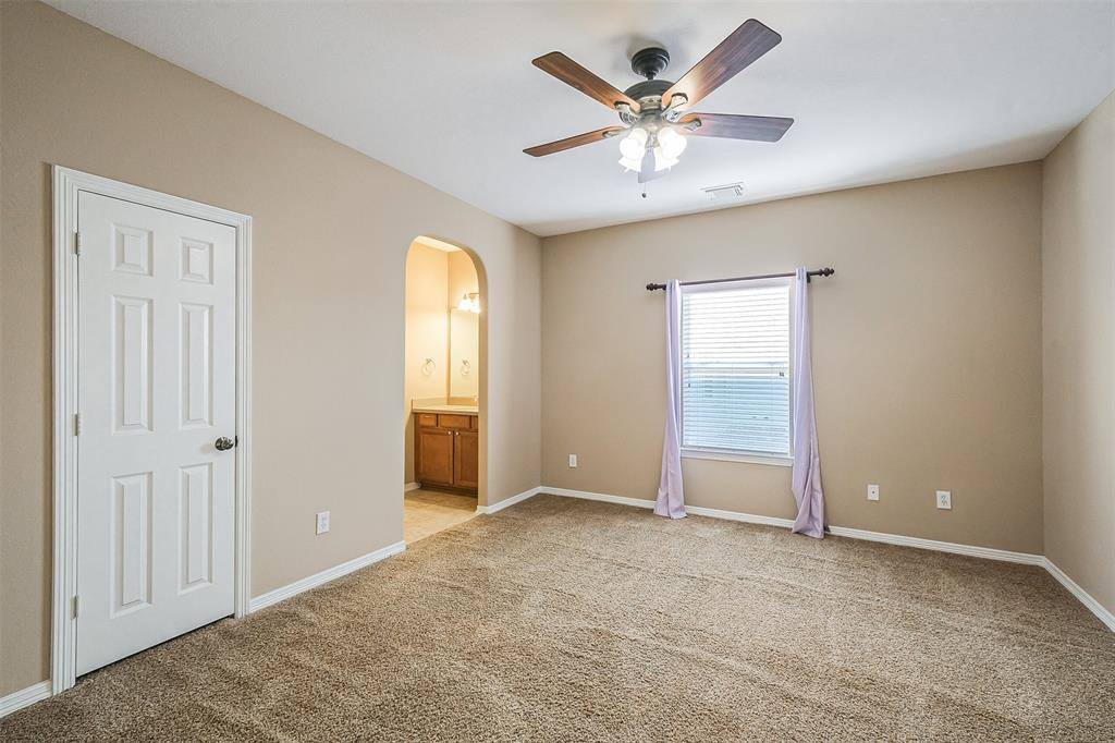 9215 Hummingbird Lane, Missouri City, TX 77459