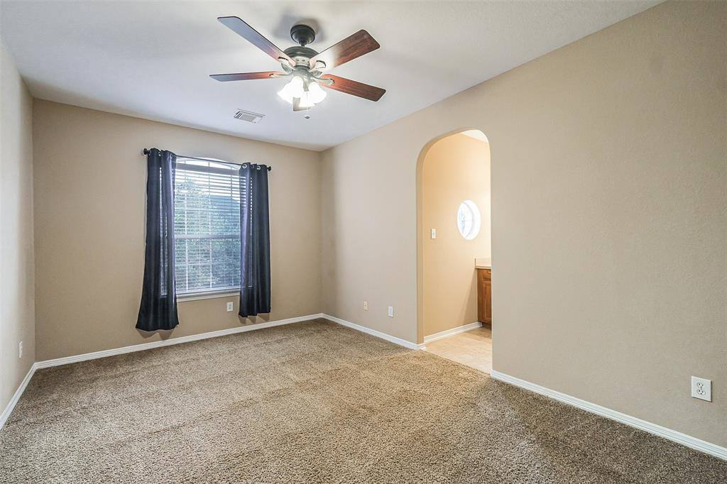 9215 Hummingbird Lane, Missouri City, TX 77459