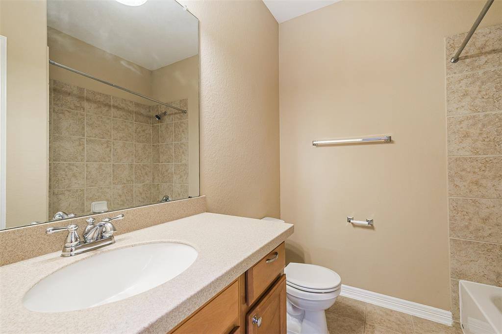 9215 Hummingbird Lane, Missouri City, TX 77459