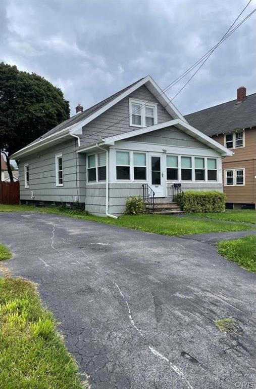 369 South Edwards Avenue, Syracuse, NY 13206