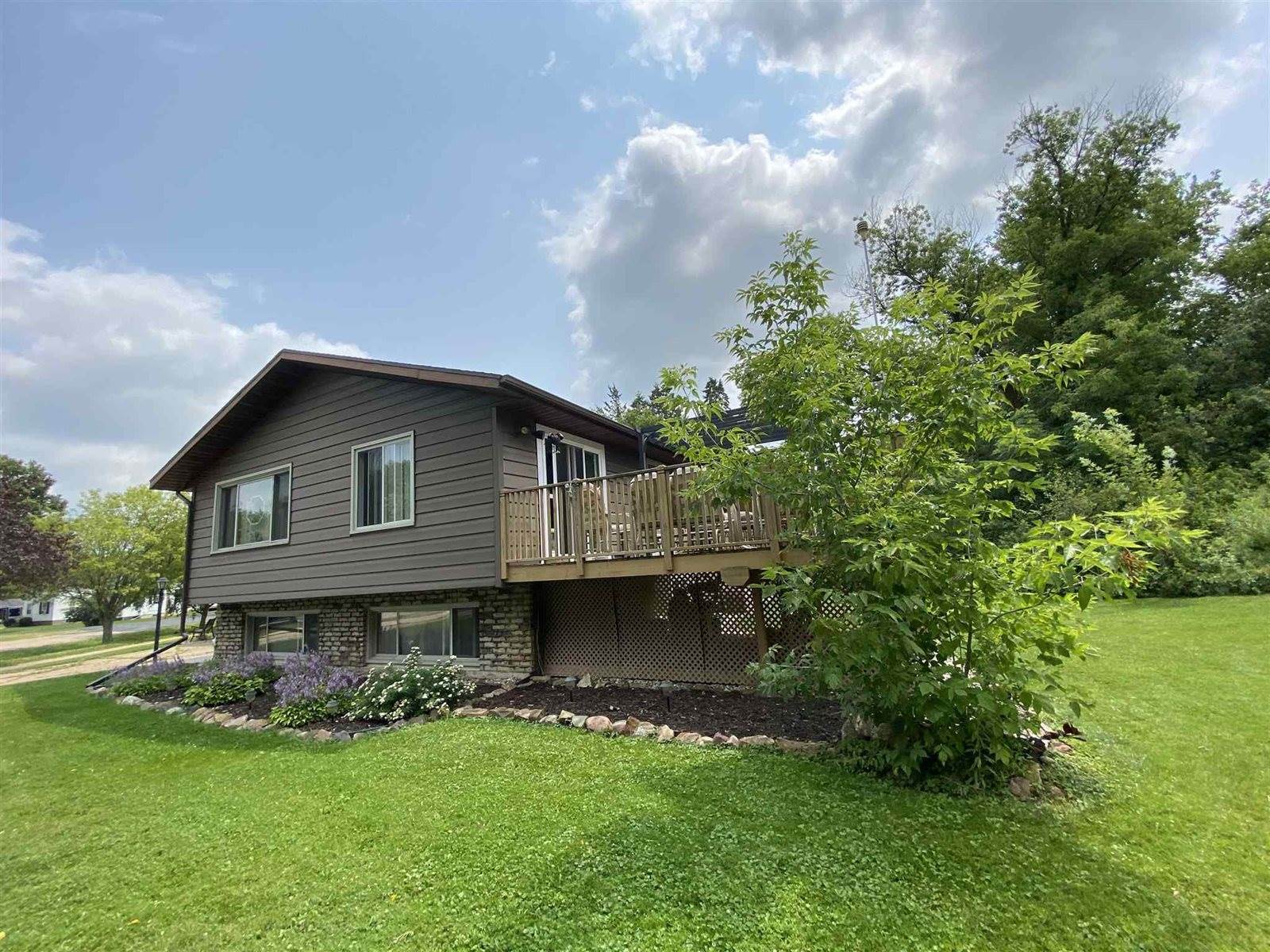 210 E Becker Road, Marshfield, WI 54449