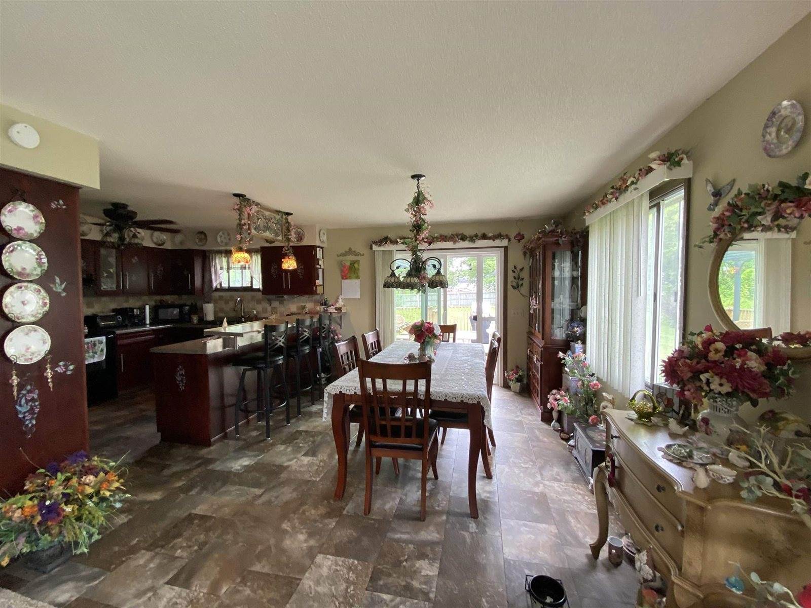 210 E Becker Road, Marshfield, WI 54449