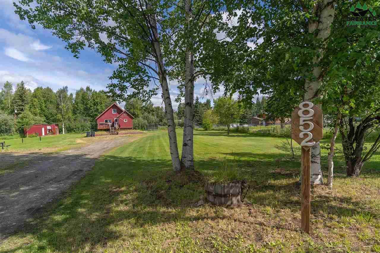 852 Congressional Drive, Fairbanks, AK 99712