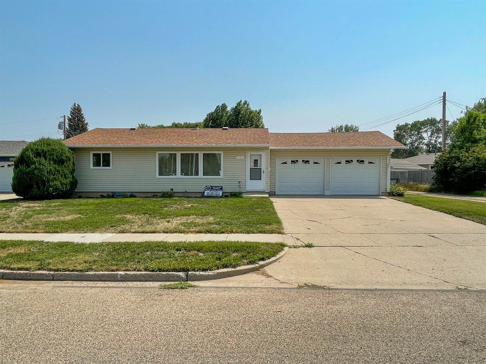 1516 2nd Ave East, Williston, ND 58801