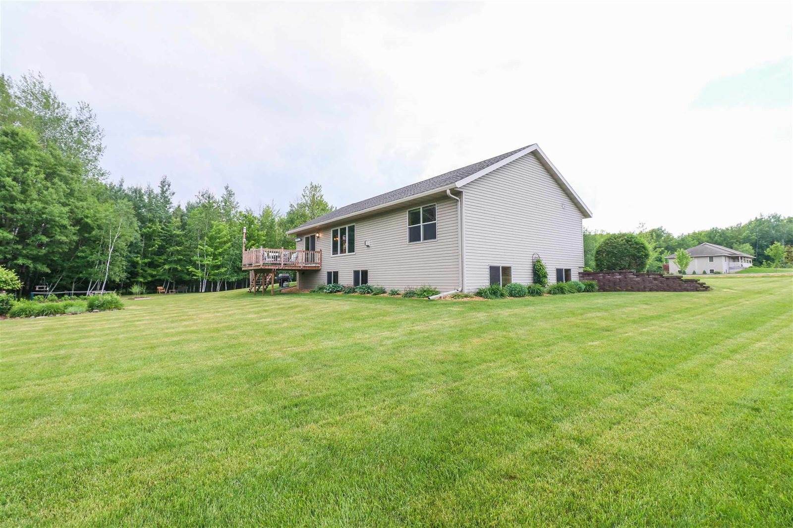 105428 Woodridge Drive, Spencer, WI 54449