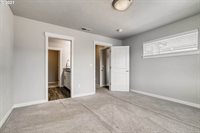 5233 SE Thornapple St, Hillsboro, OR 97123