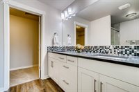 5233 SE Thornapple St, Hillsboro, OR 97123