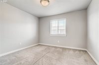 5233 SE Thornapple St, Hillsboro, OR 97123