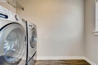 5233 SE Thornapple St, Hillsboro, OR 97123