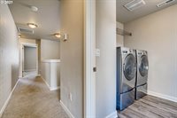 5233 SE Thornapple St, Hillsboro, OR 97123