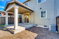 5233 SE Thornapple St, Hillsboro, OR 97123