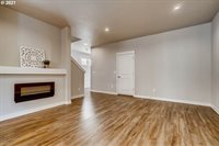 5233 SE Thornapple St, Hillsboro, OR 97123