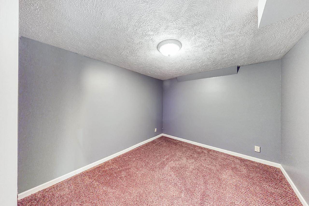 4334 South 12 Street, Omaha, NE 68107