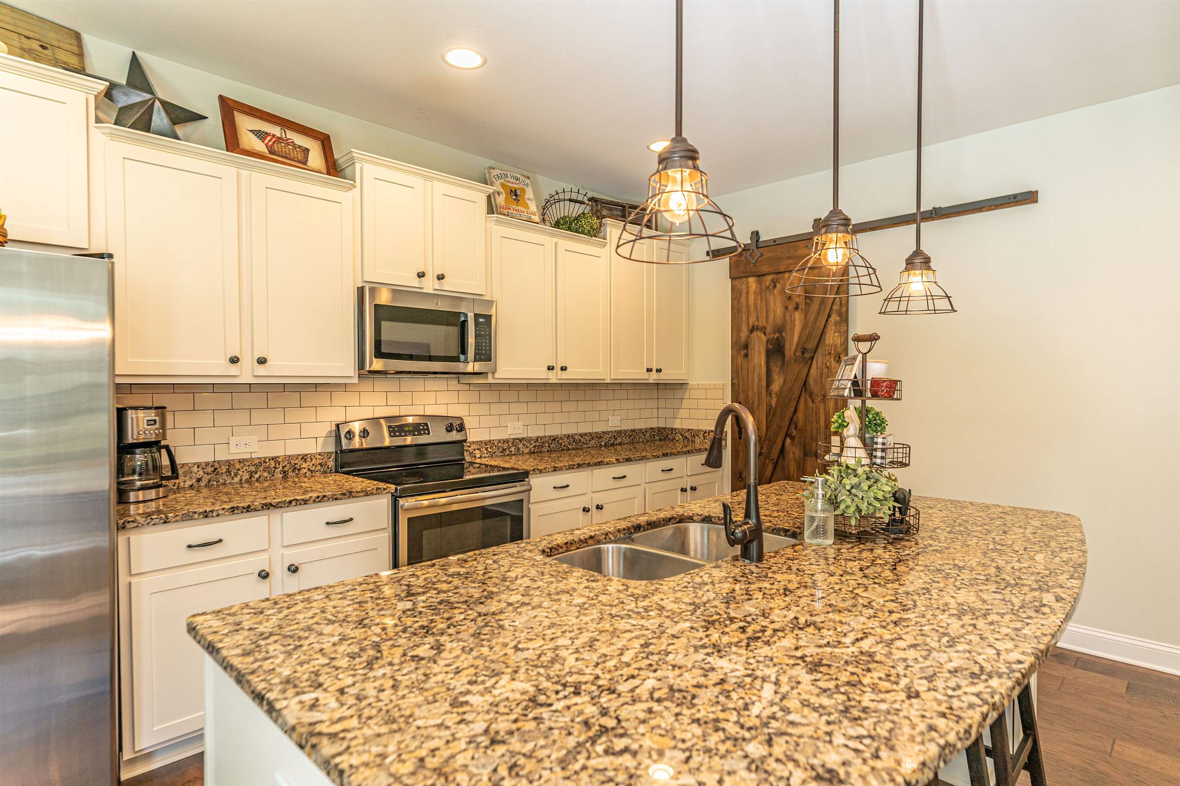 199 Farmhouse Lane, Carthage, NC 28327