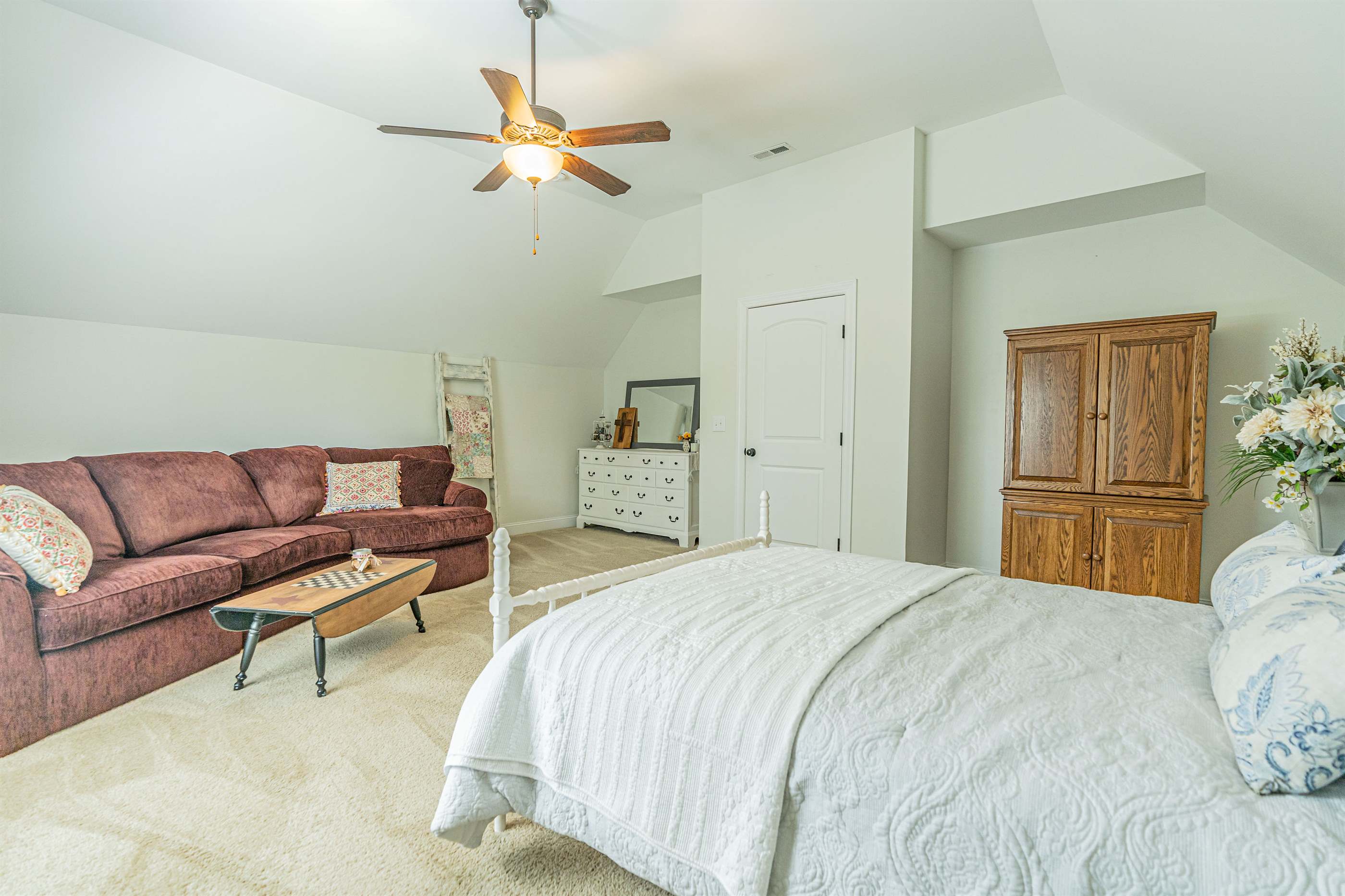 199 Farmhouse Lane, Carthage, NC 28327