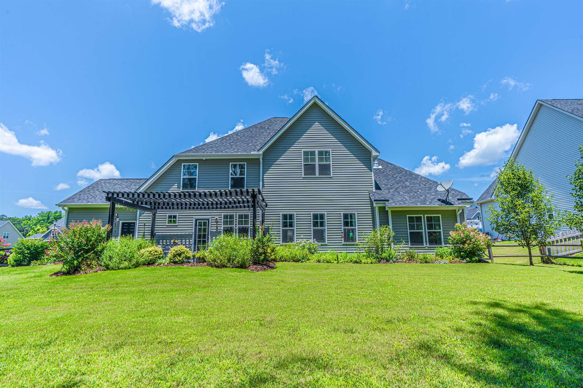 199 Farmhouse Lane, Carthage, NC 28327