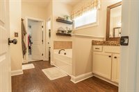 199 Farmhouse Lane, Carthage, NC 28327