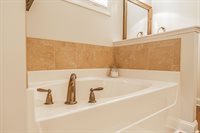 199 Farmhouse Lane, Carthage, NC 28327