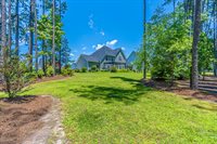 199 Farmhouse Lane, Carthage, NC 28327