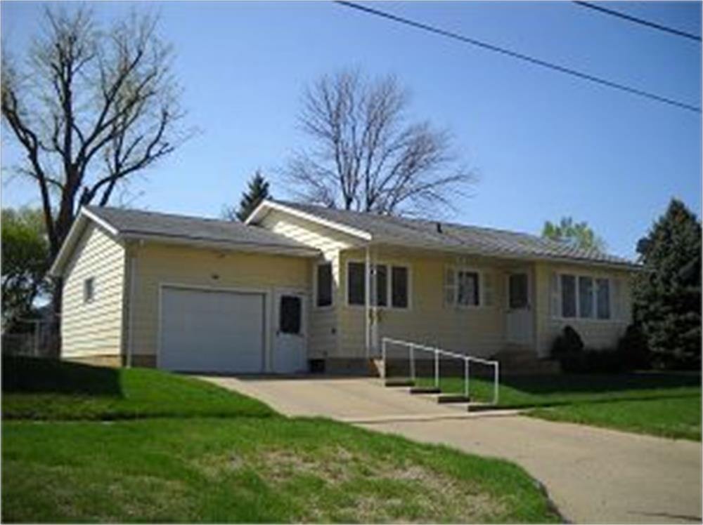 2406 Marshall Ave, Sioux City, IA 51106