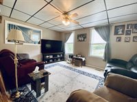 19 Union Street, Orono, ME 04473