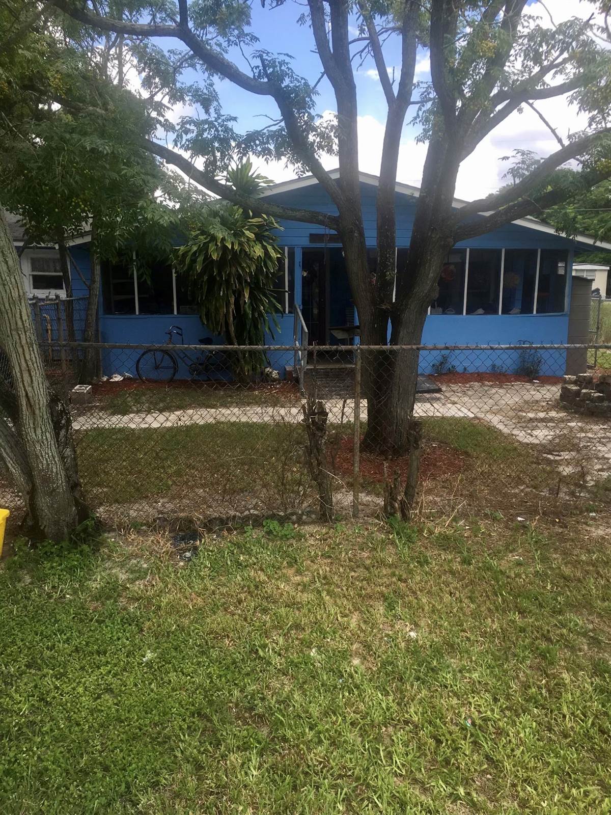 311 East Bridgers Avenue, Auburndale, FL 33823