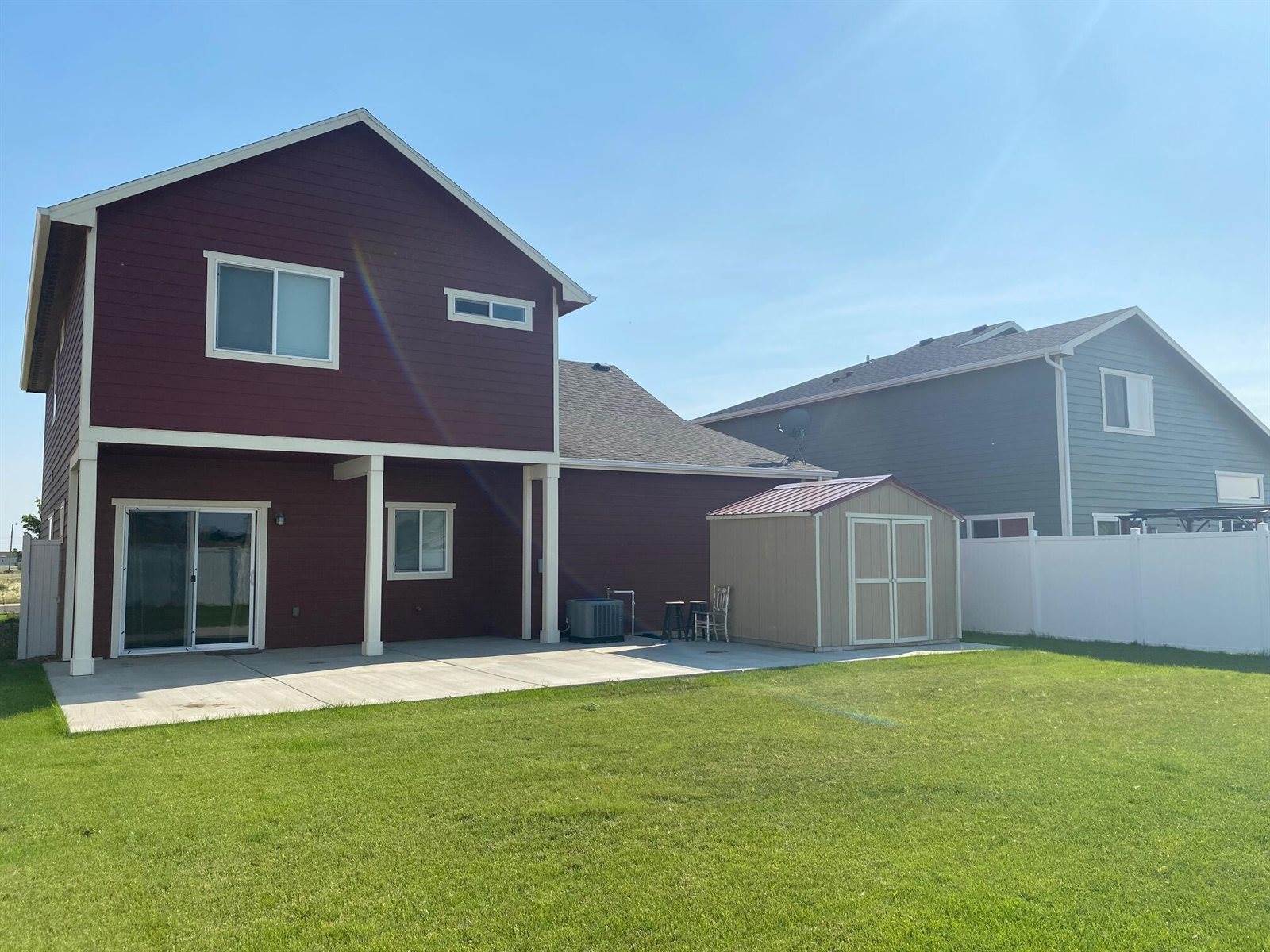 1319 22nd St East, Williston, ND 58801