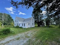 230 Oak Point Road, Trenton, ME 04605